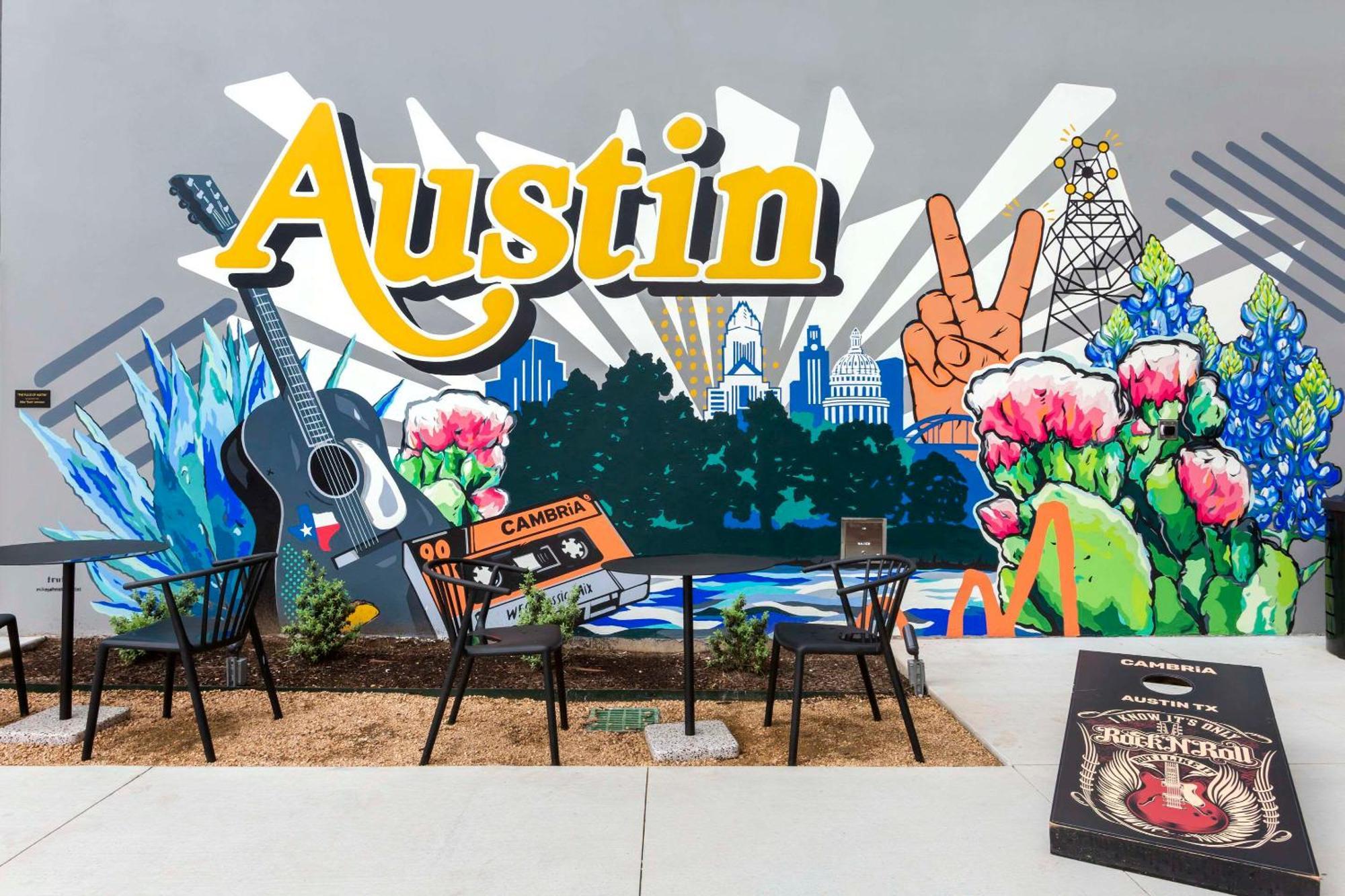 Cambria Hotel Austin Airport Exterior foto